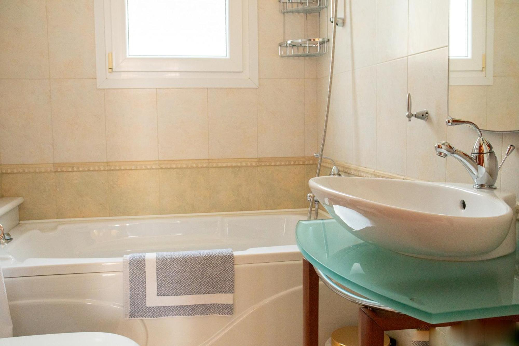 Prince Apartments Βολισσός Εξωτερικό φωτογραφία